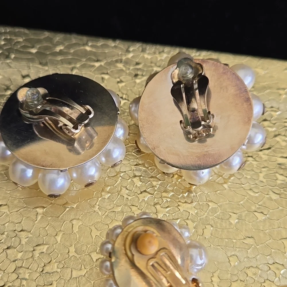 Pearls pearls and pearls earrings - Picture 7 of 10